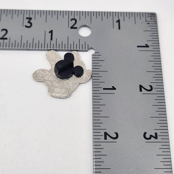 Disney Pin Trading Jiminy Cricket White Glove Sillouette Collection 2013 - Picture 3 of 3